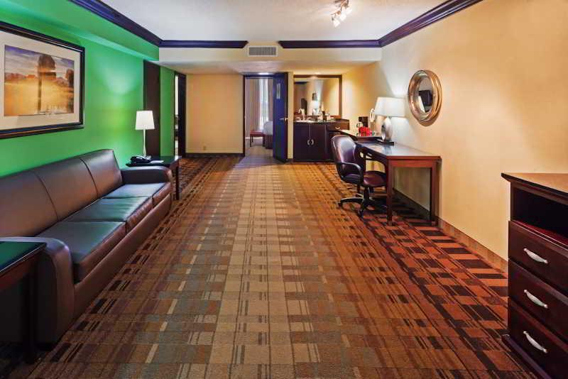 Crowne Plaza Suites Houston - Near Sugar Land Ngoại thất bức ảnh